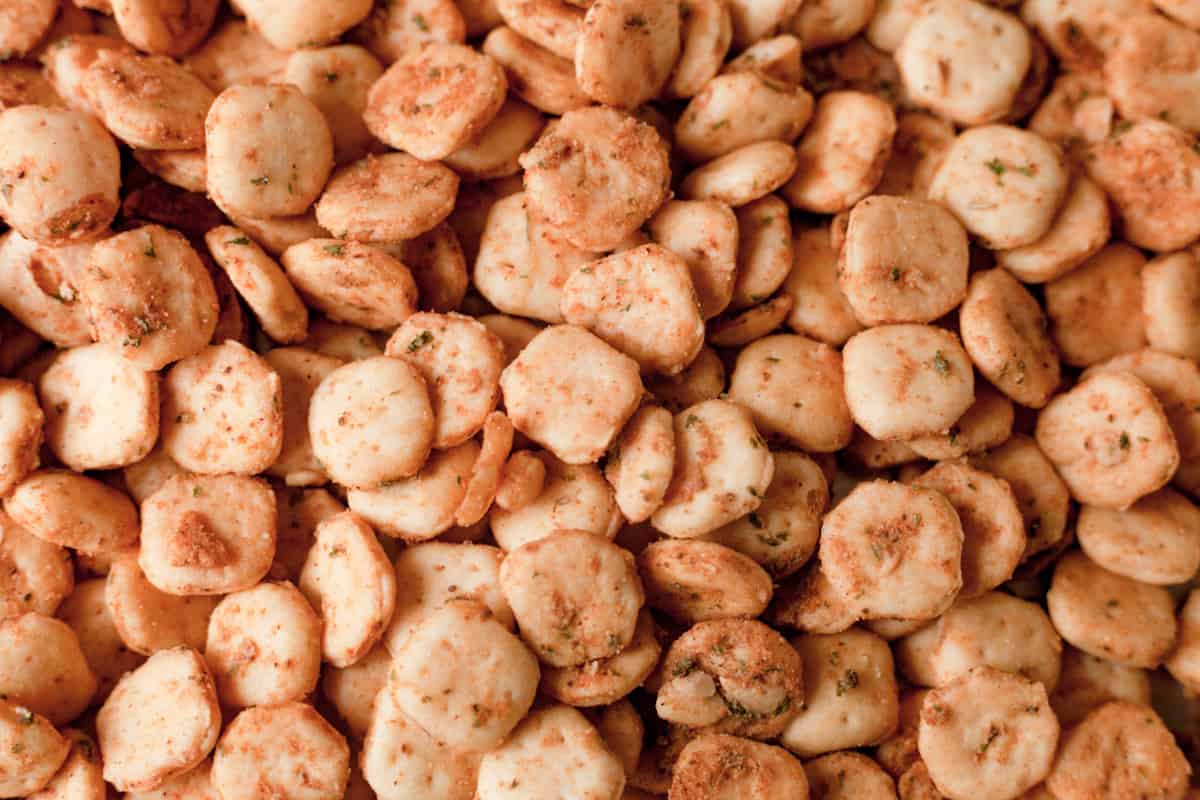 Seasoned Old Bay Oyster Crackers-image