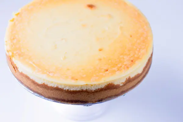 crack-proof New York cheesecake