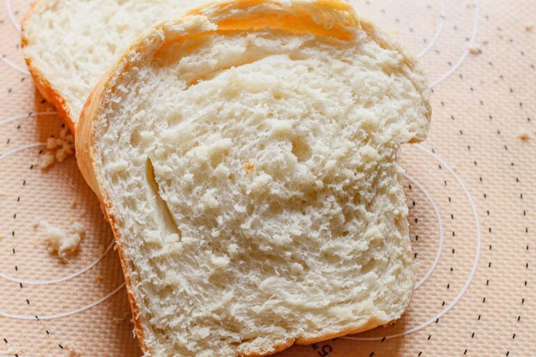 Easy Homemade White Bread Recipe