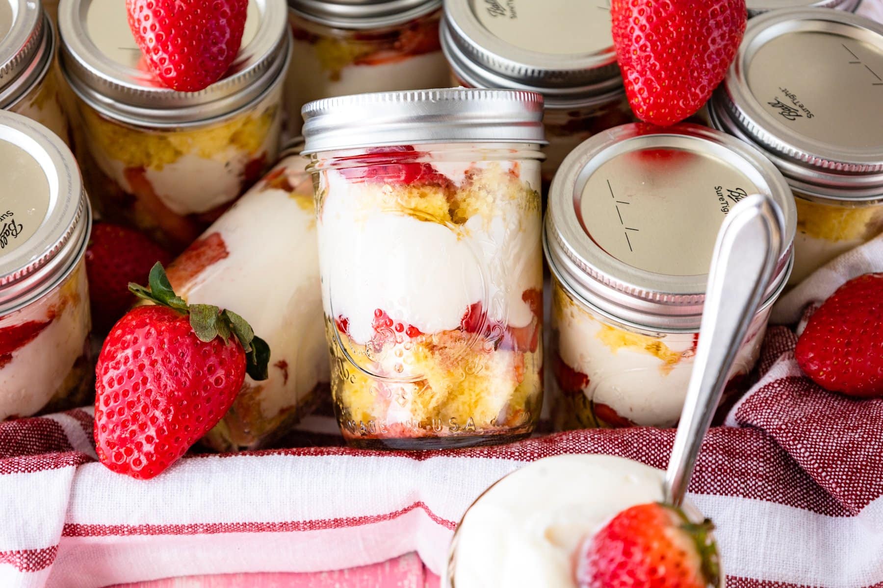 strawberry shortcake parfait recipe